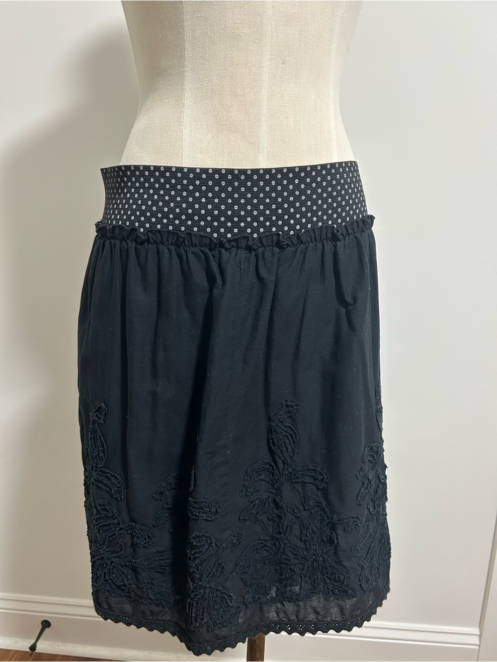 Black Embroidered Women's Skirt